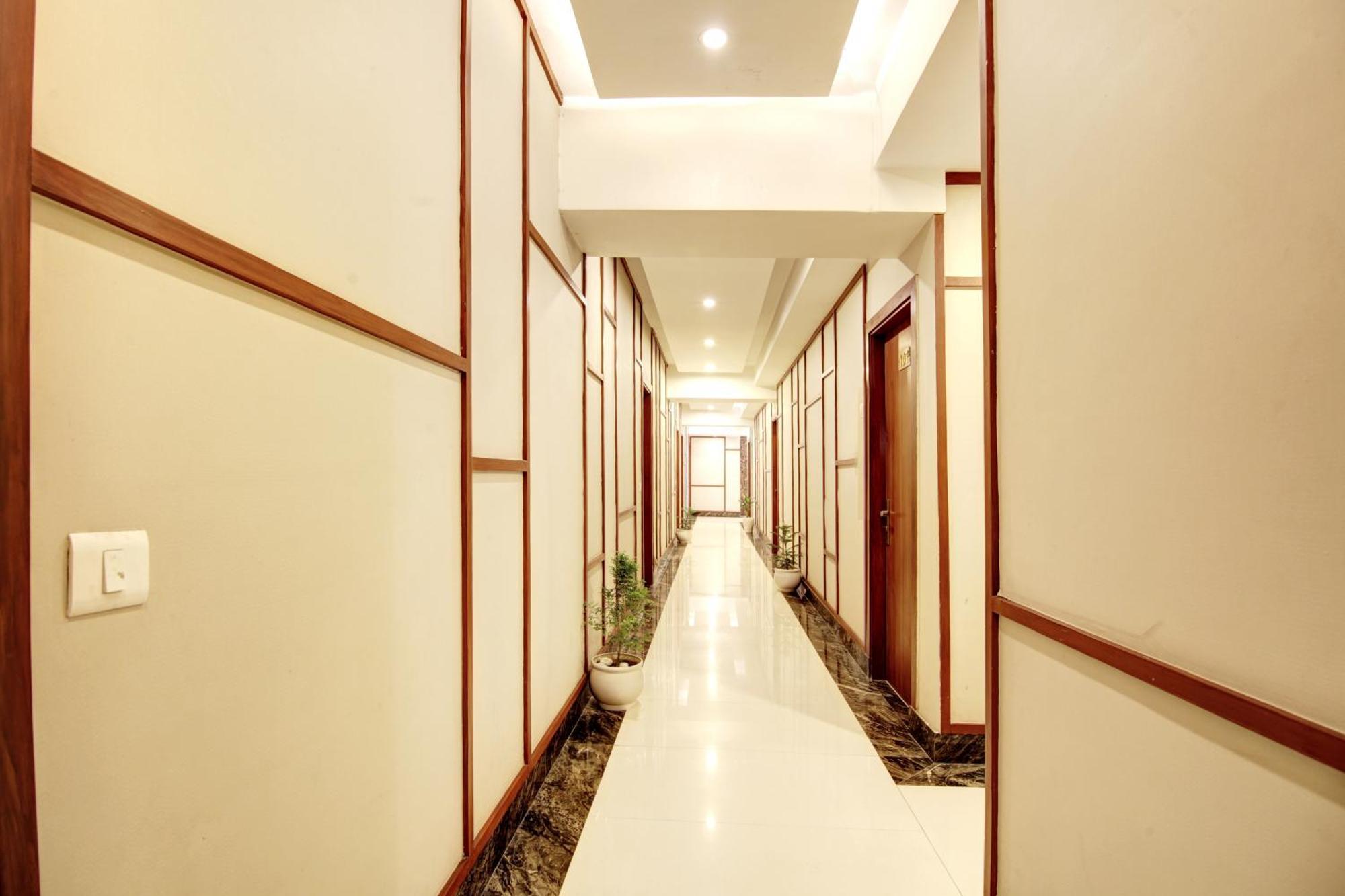 Marks Hotel & Banquet Noida Luaran gambar