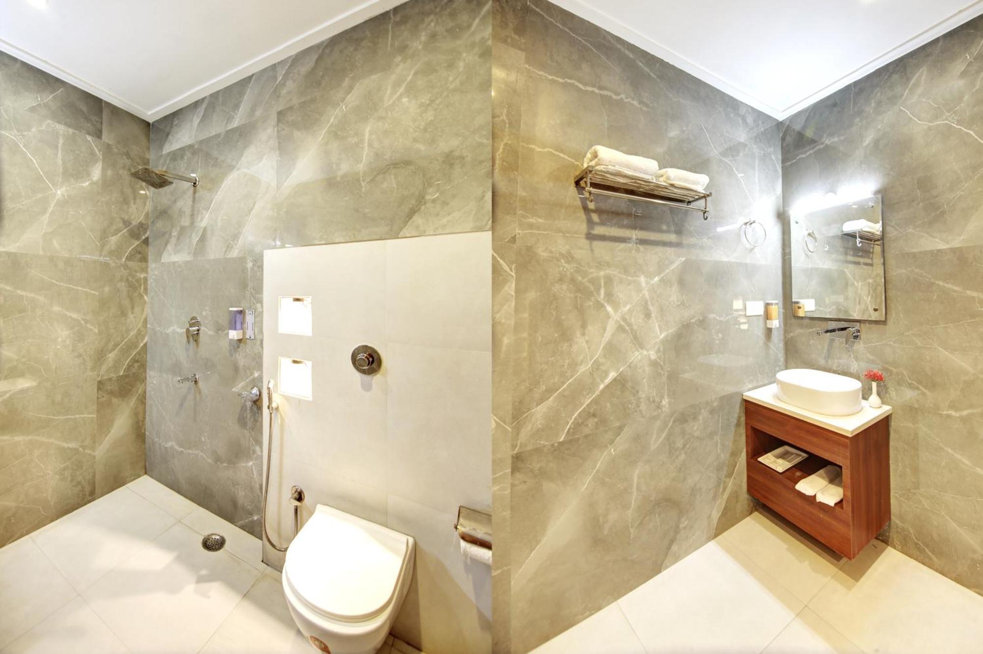 Marks Hotel & Banquet Noida Luaran gambar