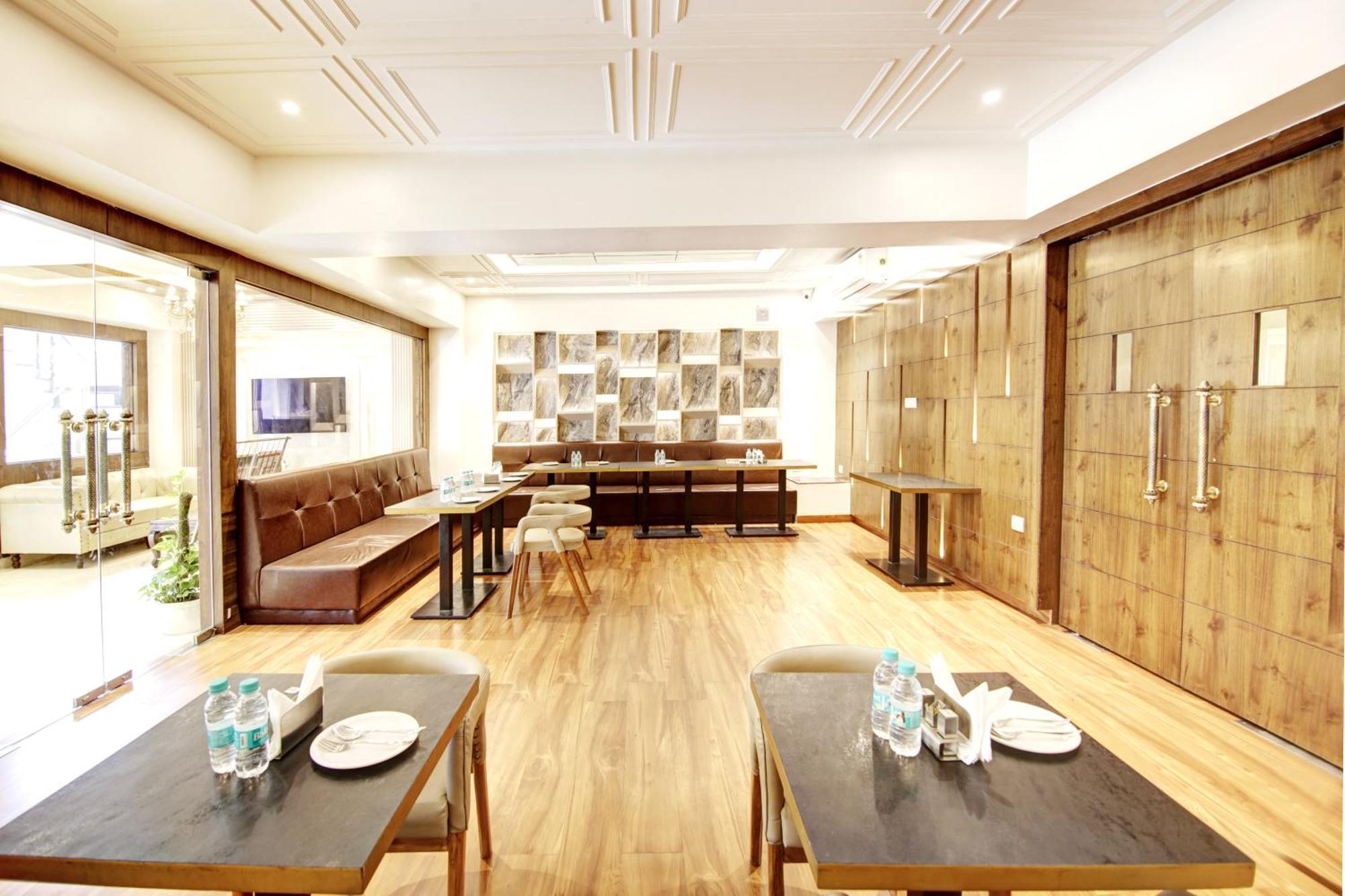 Marks Hotel & Banquet Noida Luaran gambar