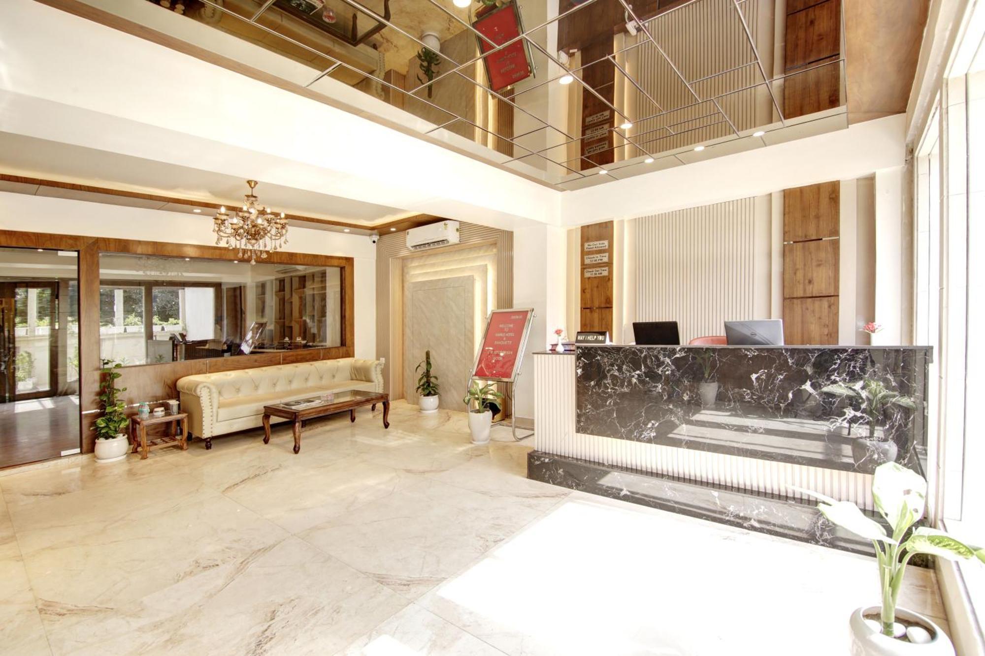 Marks Hotel & Banquet Noida Luaran gambar